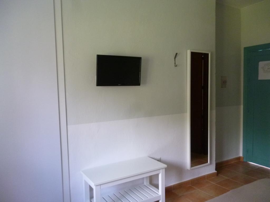 Hostal Las Cumbres Кониль-де-ла-Фронтера Экстерьер фото