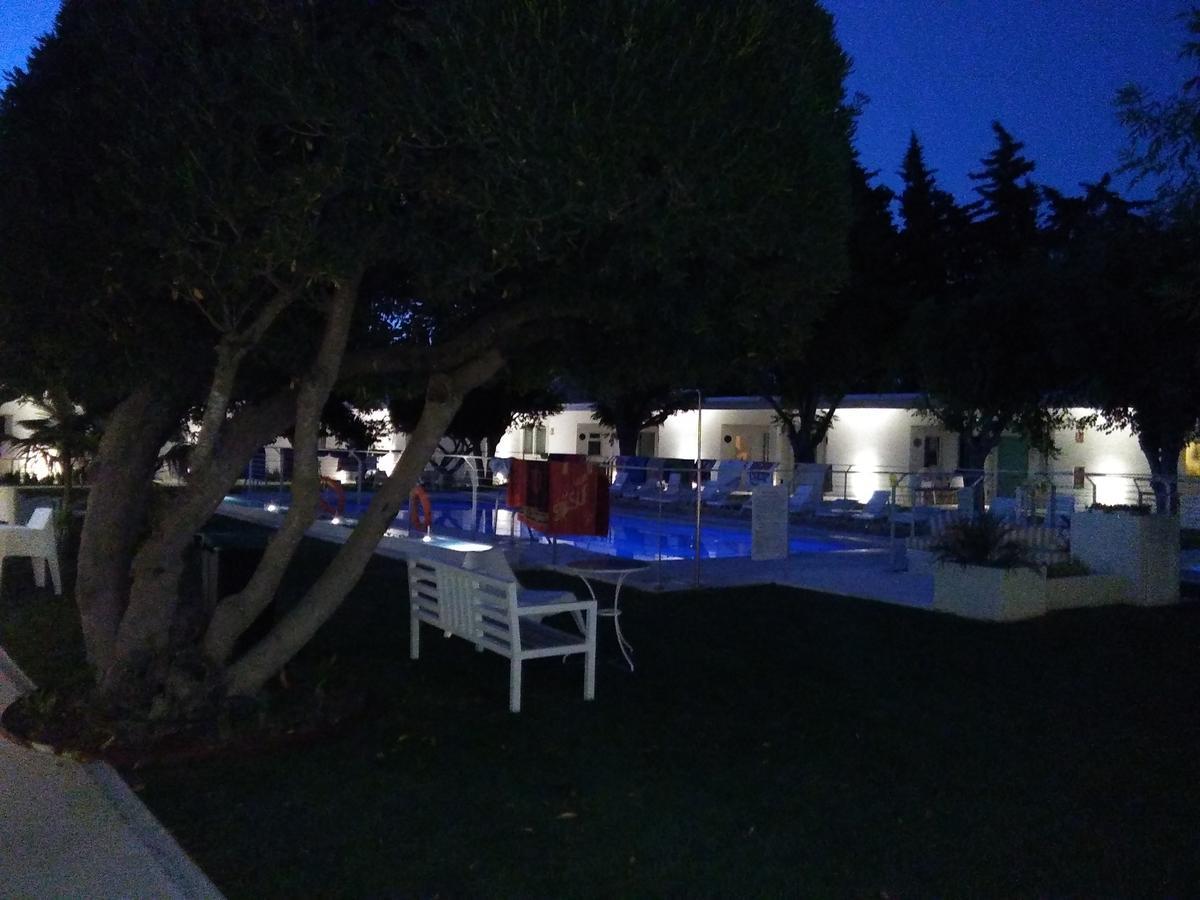 Hostal Las Cumbres Кониль-де-ла-Фронтера Экстерьер фото
