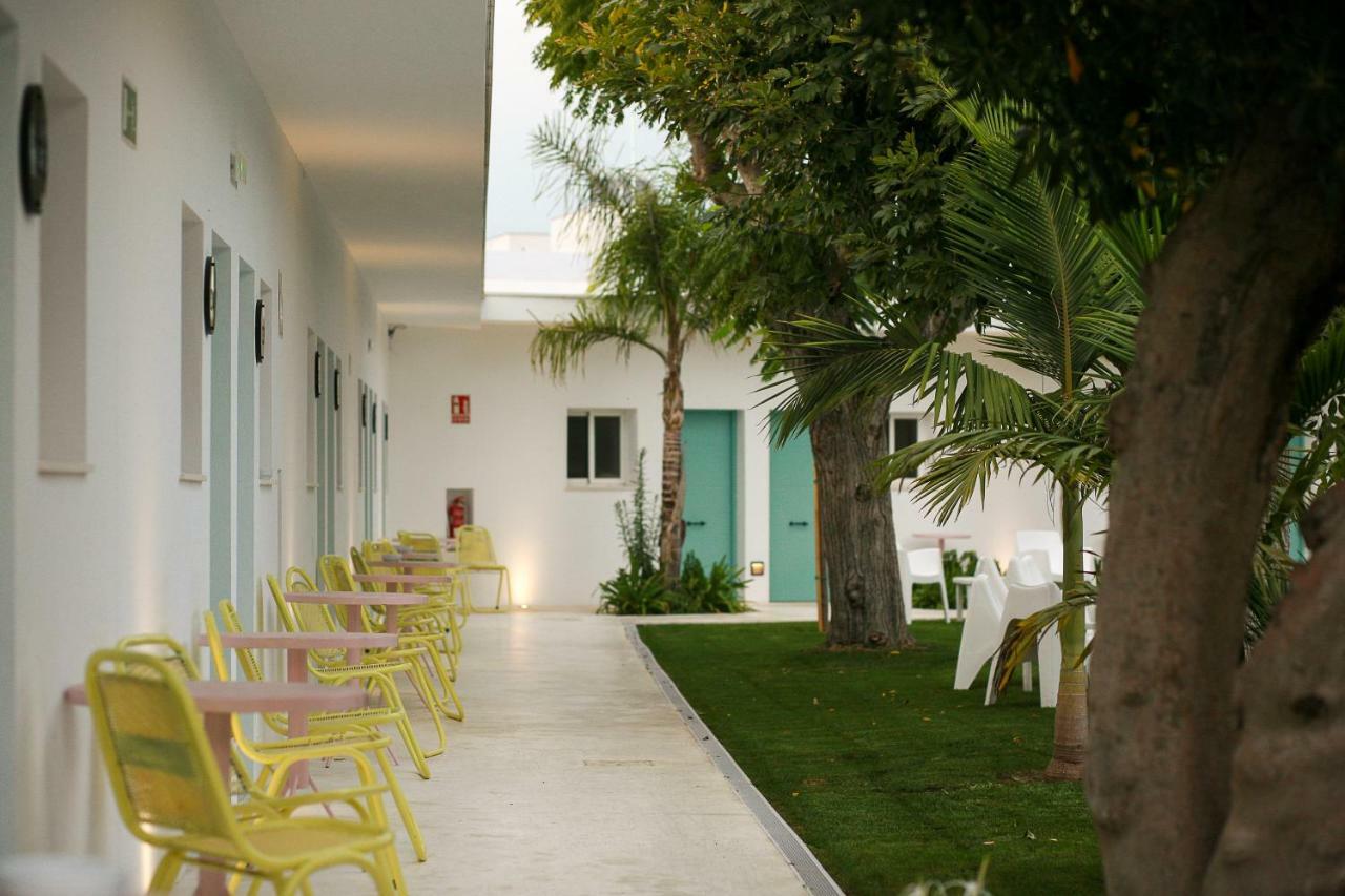 Hostal Las Cumbres Кониль-де-ла-Фронтера Экстерьер фото